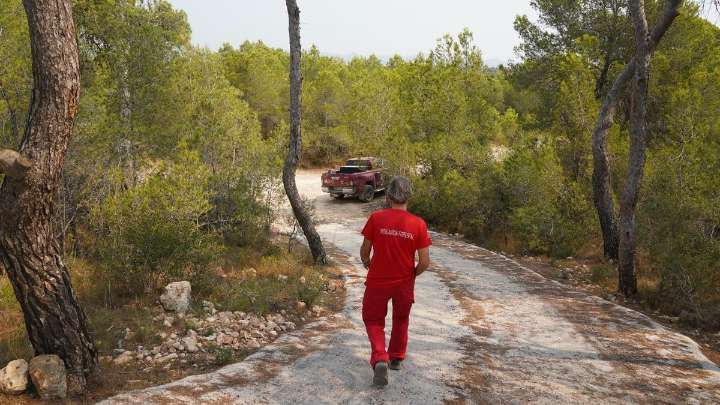 La Brigada de Vigilancia Forestal de Paterna refuerza su labor en plena ola de calor