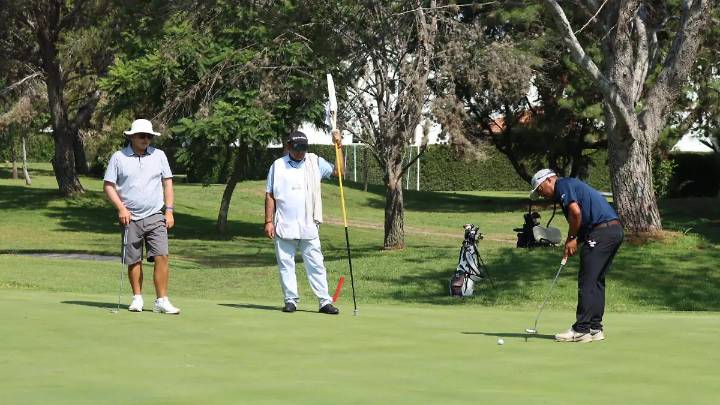 Rodrigo González va de líder en Torneo de Golf San Gil