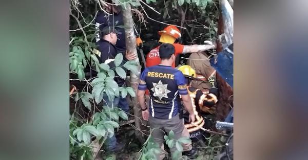 Suman dos muertos en trágico accidente en la Tepic