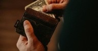 Younger singles find income transparency attractive