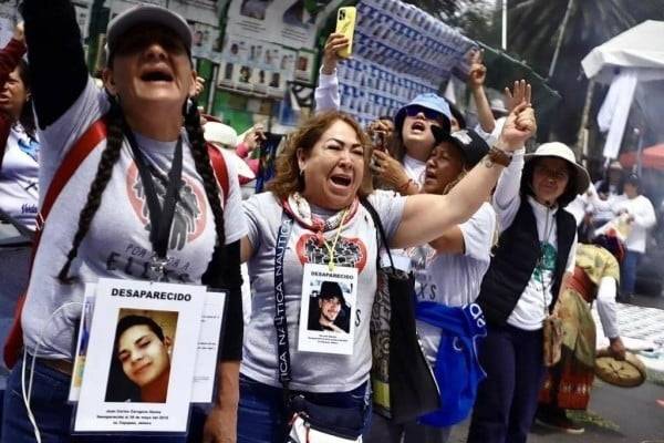 Se movilizan por desaparecidos en el País