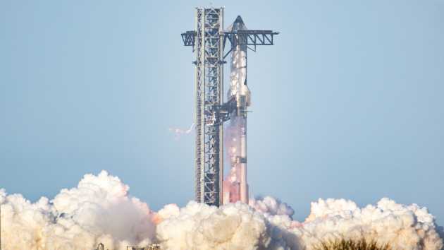SpaceX scrubs 10th flight test of Starship moments before it was set to launch
