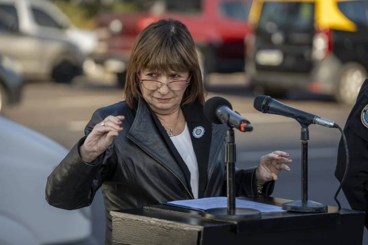 Patricia Bullrich autorizó compras por más de $8.000 millones a la droguería investigada por sobornos