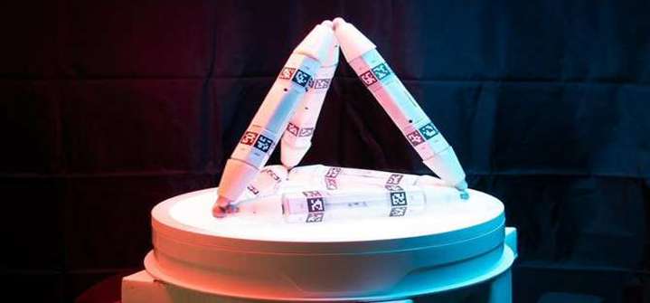 Crean robots capaz de crecer por si solos con piezas que encuentren en su entorno