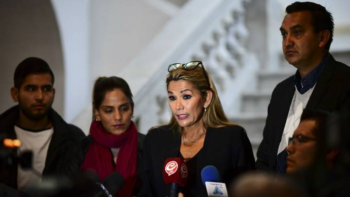 Un tribunal de Bolivia suspendió las medidas cautelares contra la ex presidenta Jeanine Añez y ordenó su liberación