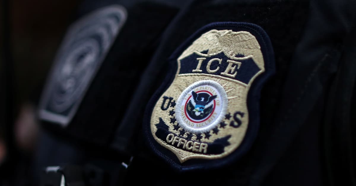 ICE empuja pago de 10 mdd por Chapito