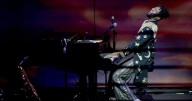 Jon Batiste performance reigns supreme alongside Diana Ross at the Muny