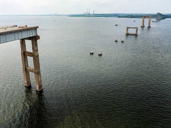 Explosion on cargo ship closes Baltimore shipping channel