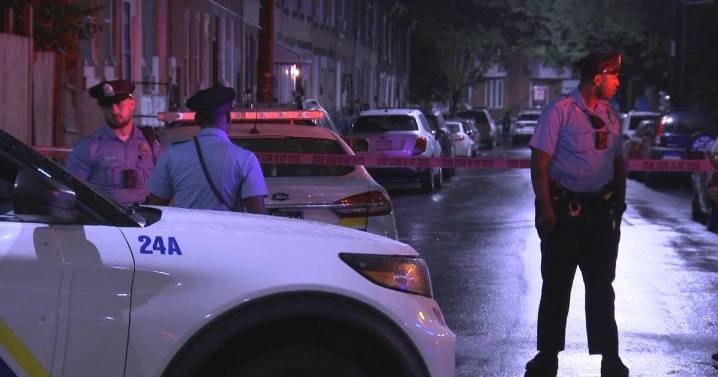 1 person dead, another injured in shooting in Philadelphia's Kensington neighborhood, police say