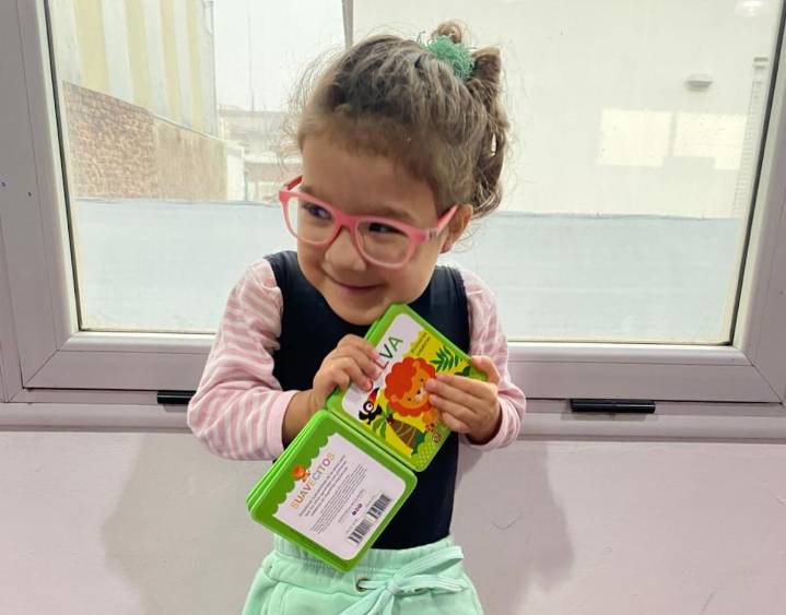 “Nos dijeron que no iba a reír y hoy lo hace todos los días”. La operaron a corazón abierto y le descubrieron un raro síndrome