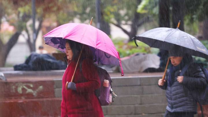 ¿A qué hora empieza a llover este miércoles en la Región Metropolitana y en qué sectores?
