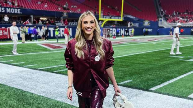 Nick Saban’s Daughter Admits No Longer Feeling ‘Obligated’ to Alabama in Big Announcement to 90K Fans Kristen Saban Setas, daughter of legendary coach Nick Saban, shares a heartfelt message with Alaba