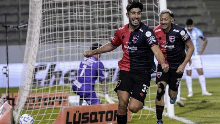 Newell's barrió a Atlético Tucumán en un partido repleto de goles
