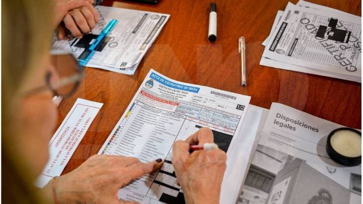 Elecciones 2025: cuánto cobrarán las autoridades de mesa y delegados