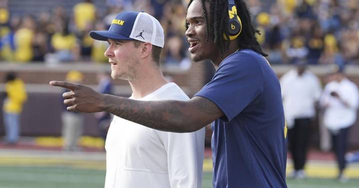 Bryce Underwood becomes 4th freshman to start at QB for No. 14 Michigan in 34