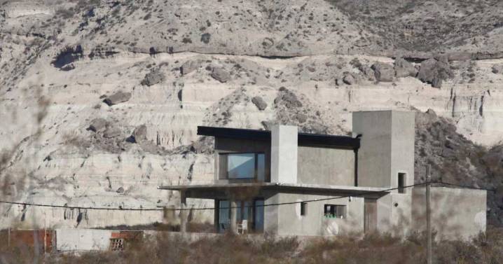 El municipio de Roca insistirá en demoler la casa construida en el área protegida de Paso Córdoba