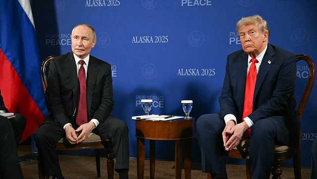 Trump rolls out the red carpet for Putin, giving way to a muted final appearance