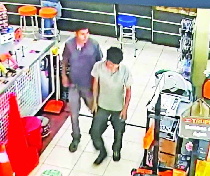 Captan en video a dos ladrones en negocios