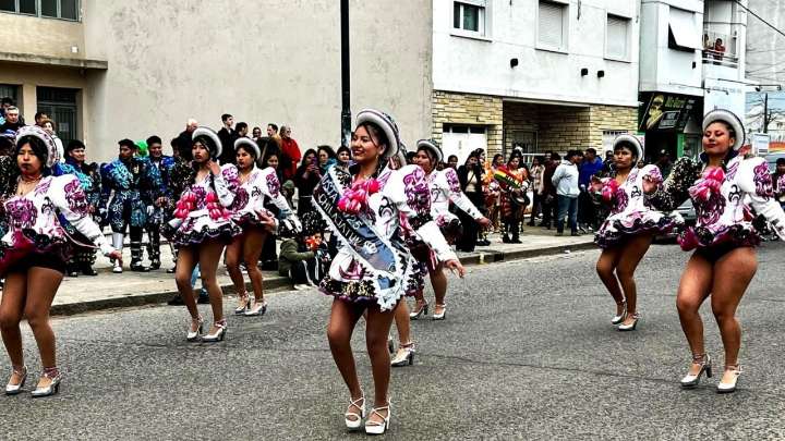 Chivilcoy acompañó a la colectividad boliviana en la celebración de la Virgen de Urkupiña