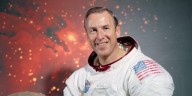 Apollo 13 moon mission leader James Lovell dies at 97