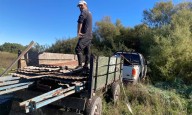 Barrio Paihuen: se robaron un carro completo con postes y vigas