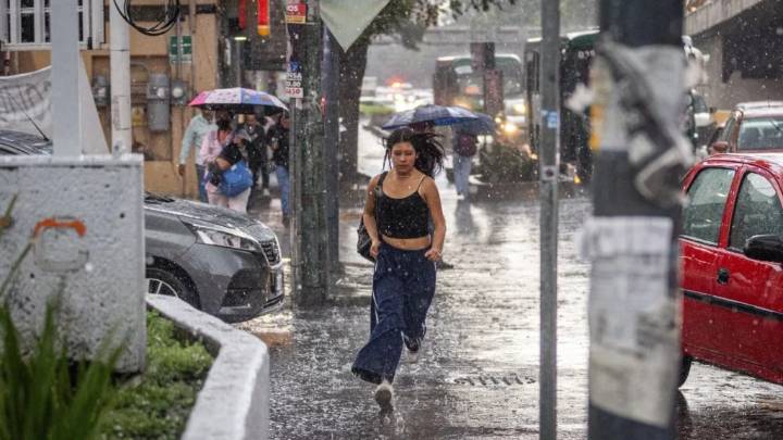 Clima hoy 29 de agosto: Predominan las lluvias puntuales intensas en regiones de México