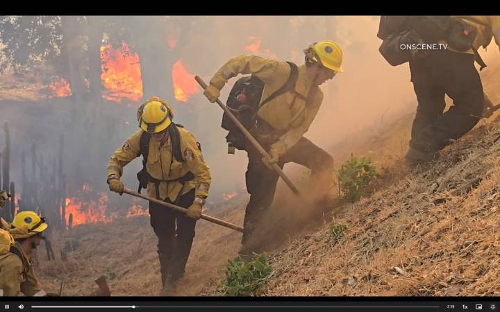 This map shows where the Real fire is burning in Jurupa Valley