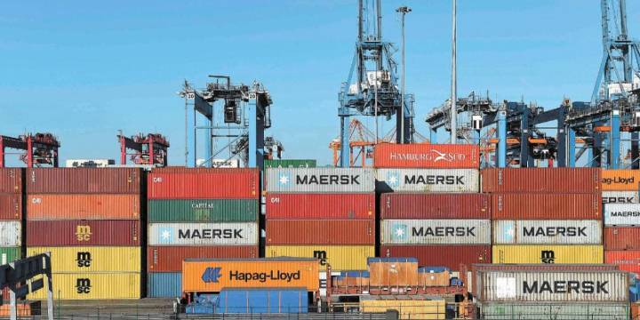 Exportaciones de México crecen 4% en julio impulsadas por manufacturas