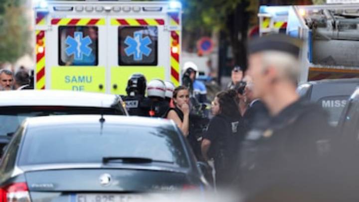 Hombre atropella a multitud en Francia: Un muerto y cinco heridos tras pelea en un bar