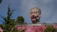 Vandalizan cabeza de Adolfo López Mateos en la UAMex