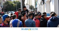 Tras ser liberados, los hinchas de la U de Chile provocaron incidentes con robos y destrozos