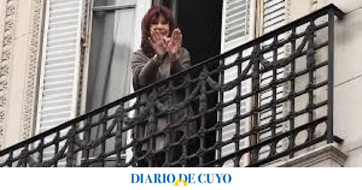 Cristina sale a evitar la quita de sus bienes