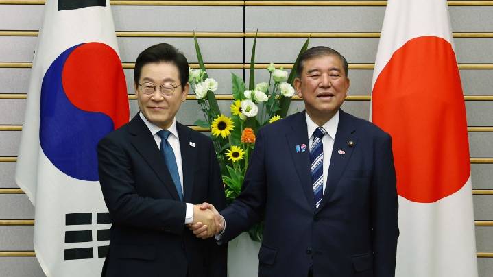 South Korea's president highlights friendly ties in Japan before key summit with Trump