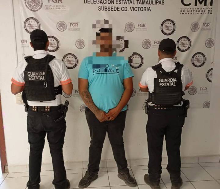 Tránsito Estatal asegura a ciudadano que transportaba sustancias ilícitas en Ciudad Victoria