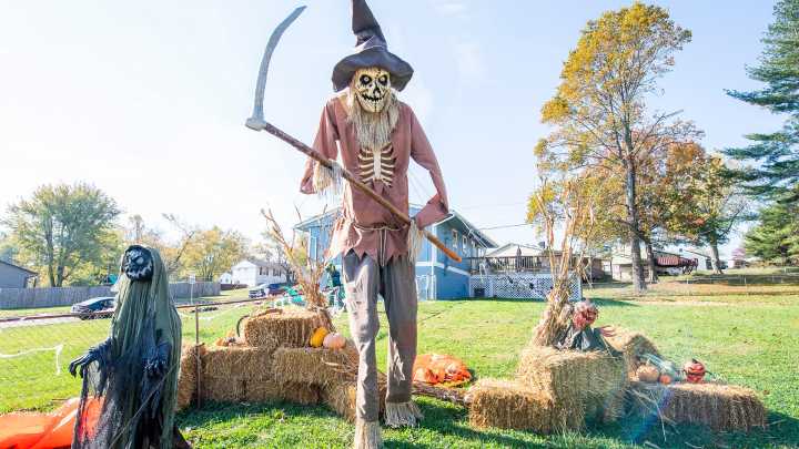 Spirit Halloween once again resurrected at old CVS Pharmacy location