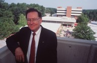 Charles E. Hathway III dies at 89; Texas native transformed UALR as chancellor from 1993