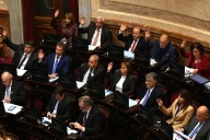 Qué dicen los DNU 351 y 462 sobre el Banco de Datos Genéticos y la disolución de organismos