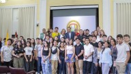 Estudiantes y docentes de Santander viajan a Canadá para capacitarse en un programa de bilingüismo