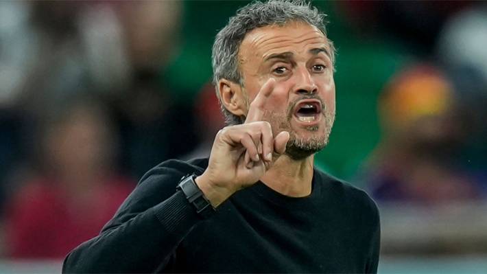 La brutal autocrítica de Luis Enrique pese al nuevo título del PSG y sus palabras sobre el arquero que reemplazó a Donnarumma El cuadro parisino se impuso en los penales.