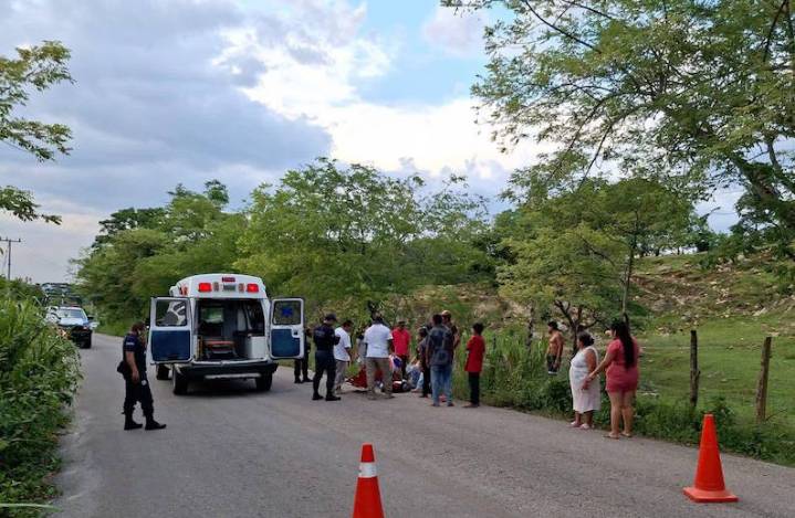 Muere motociclista en accidente en carretera de Palenque