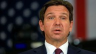 Ron DeSantis: “Queremos devolver a los extranjeros ilegales a su país de origen”
