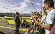 Provea advierte de posibles "abusos" a pobladores por militarización de la frontera con Colombia