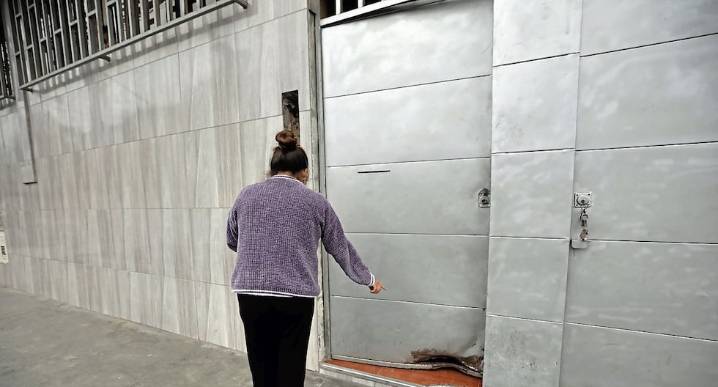 Extorsionadores de ‘Inkartel’ revientan dinamita en vivienda de folclórica: “No tengo para pagarles” Delincuentes exigen 80 mil soles a cantante folclórica por ‘su tranquilidad’. Detonaron artefacto e