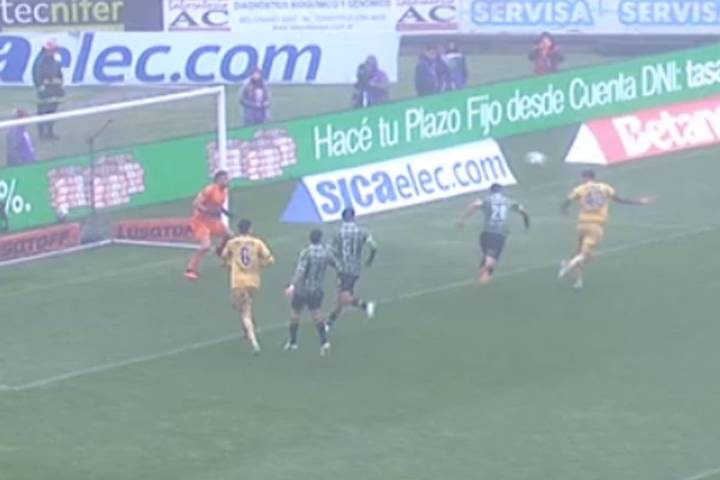 Sube en la tabla. Así fue el tanto de Boca en Mar del Plata que le permite encadenar la tercera victoria consecutiva
