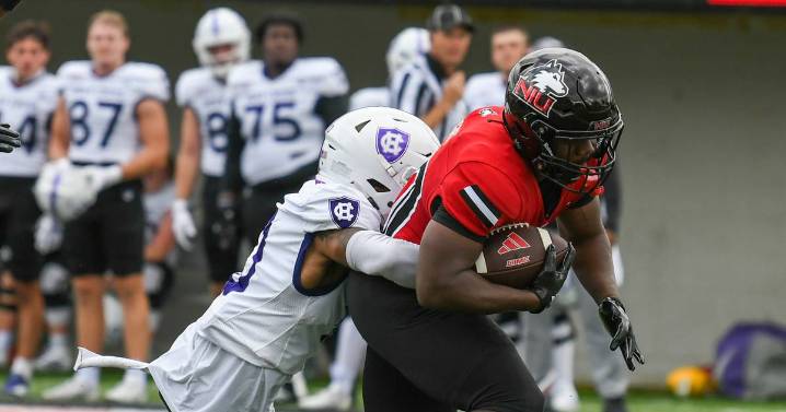 NIU 19, Holy Cross 17: 5 observations from season-opening victory – Shaw Local