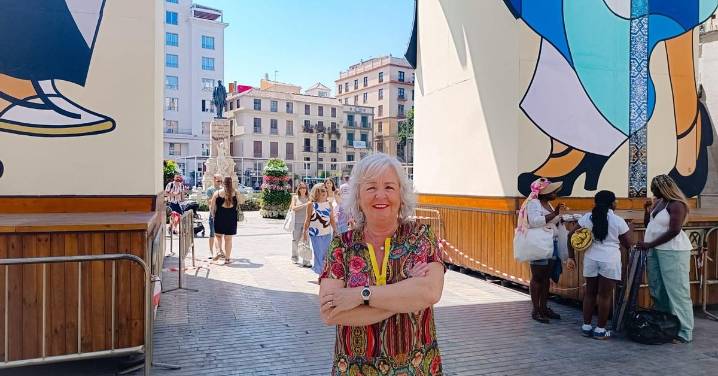 Teresa Porras: "Con la Feria del Centro terminada a las seis, los empresarios venden y los turistas pueden comer a las siete"