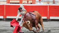 Damián Castaño, con una oreja, contribuye a una injustificada exaltación torista en Bilbao