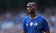 Chelsea: Enzo Maresca issues worrying Tosin Adarabioyo injury update