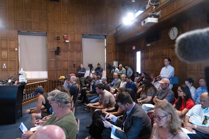 Portland City Council takes up moratorium on concert venues