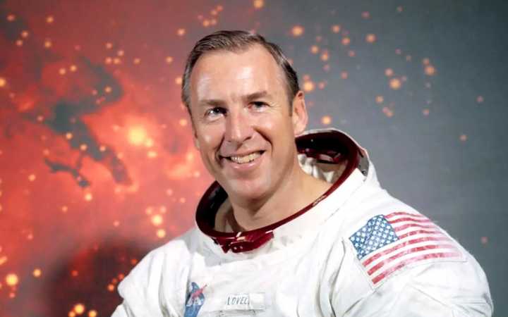 Falleció Jim Lovell, el astronauta estadounidense que comandó la misión Apolo 13